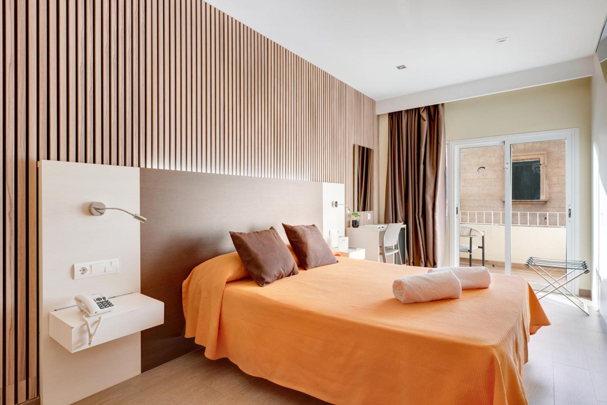 Abelux Hotel PMI Buitenkant foto