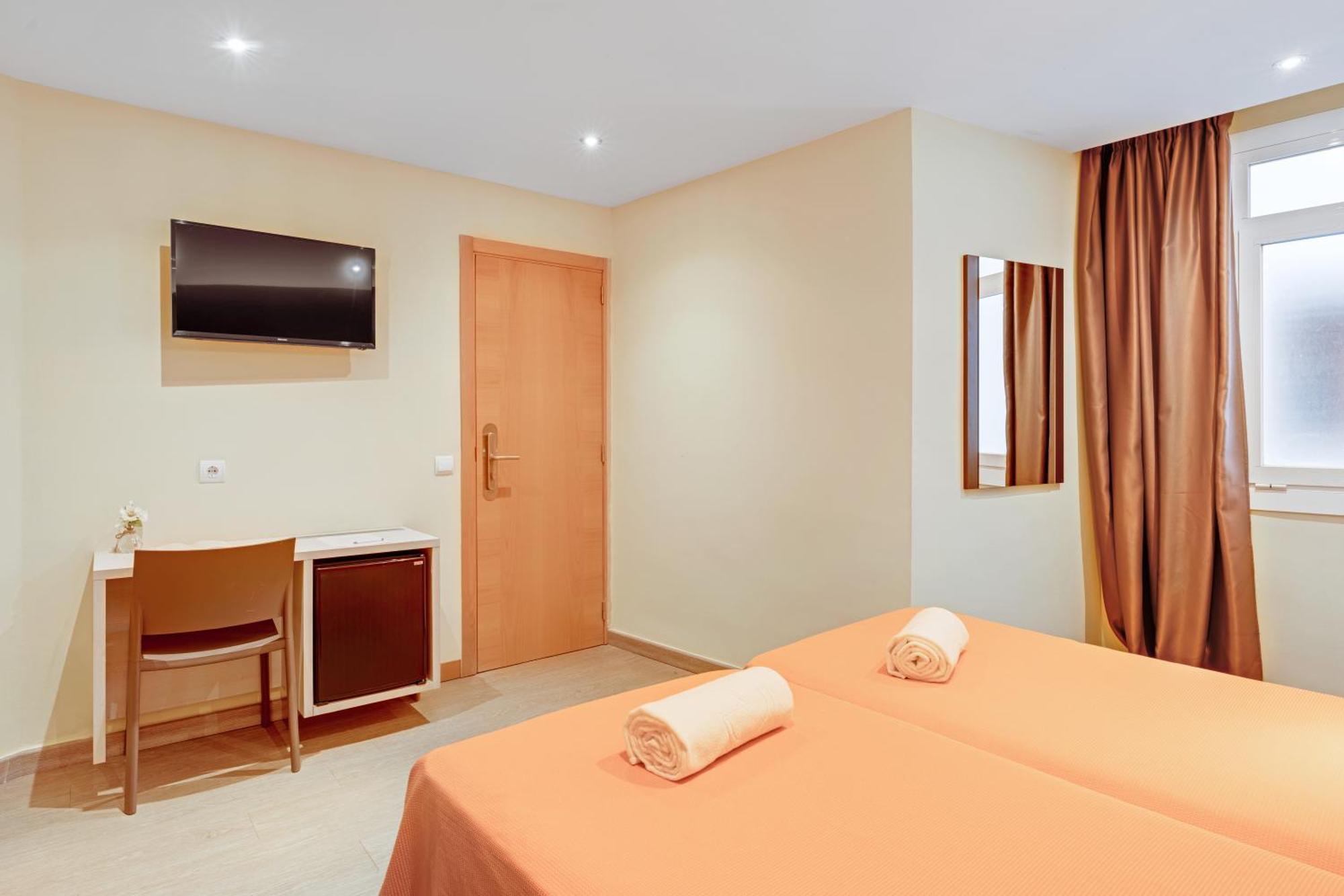 Abelux Hotel PMI Buitenkant foto